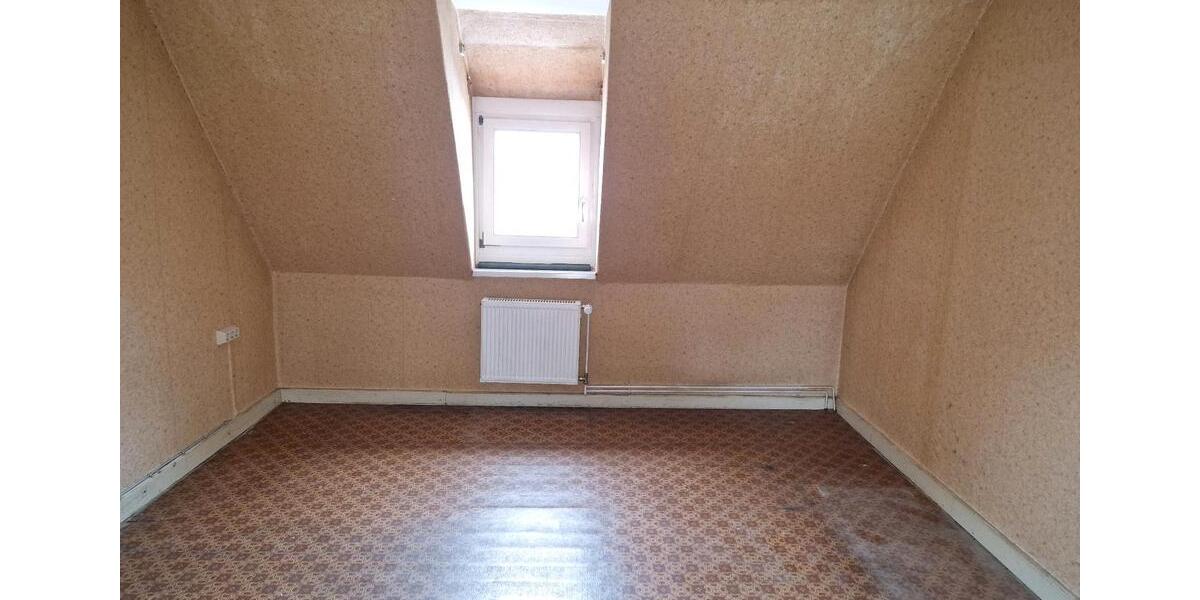 Etagenwohnung Hankensbüttel - 4.5 Zimmer, 95 m&sup2;, 800&euro; | Angebot:25381891