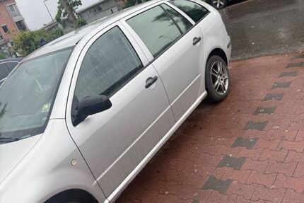 Skoda Fabia 182.000 km 2.000 &euro; Mühlhausen 99974