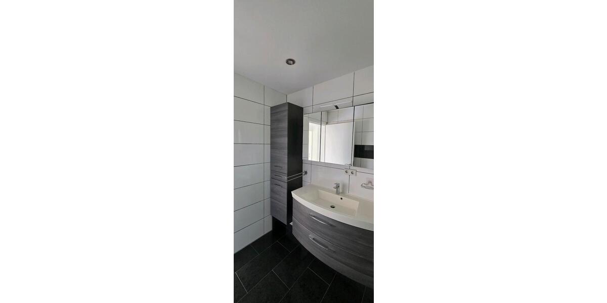 Etagenwohnung Bad Hersfeld - 3 Zimmer, 84 m&sup2;, 199.000&euro; | Angebot:24848148