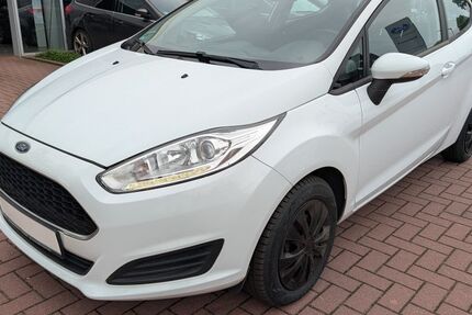 Ford Fiesta 116.640 km 5.490 &euro; Hude 27798