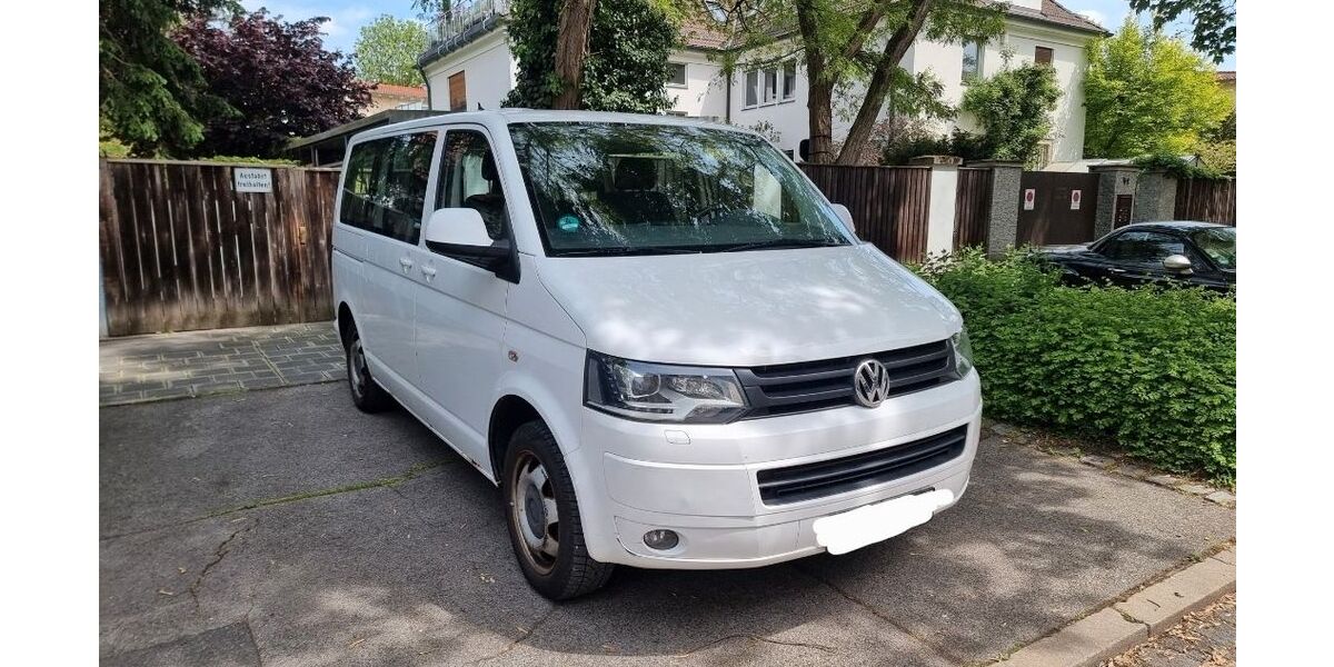 VW T5 Transporter 195.000 km 7.900 &euro; Fürth 90762