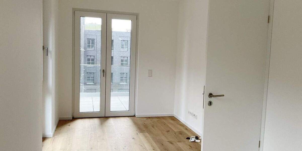 Etagenwohnung Hannover Döhren - 4 Zimmer, 125 m&sup2;, 1.750&euro; | Angebot:24696711