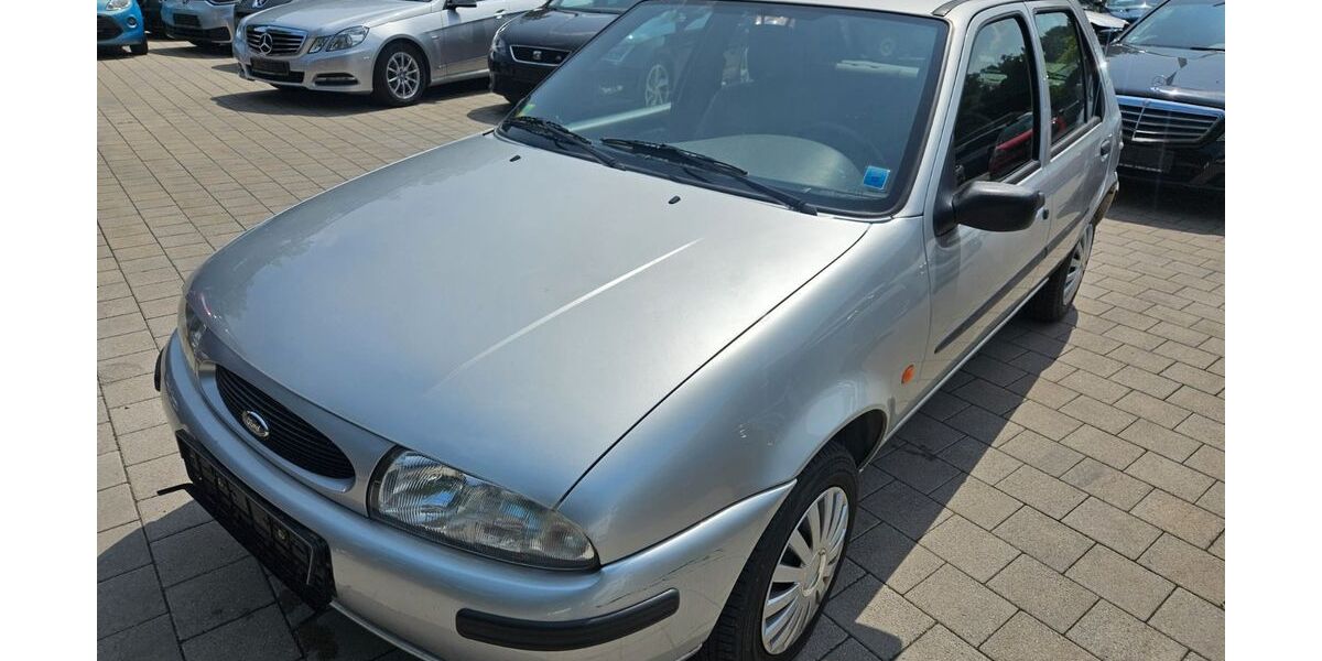 Ford Fiesta 69.260 km 2.450 € Lachen-Speyerdorf 67435
