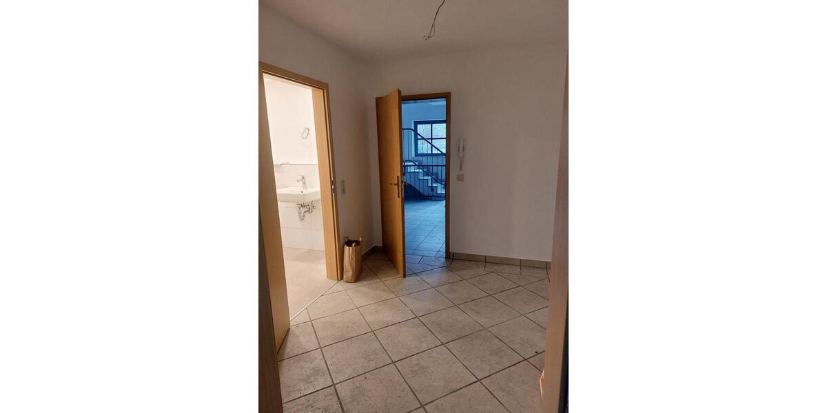 Erdgeschoßwohnung Morsbach - 2 Zimmer, 90 m&sup2;, 594&euro; | Angebot:25328712