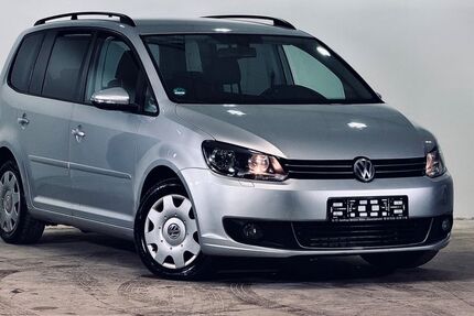 VW Touran 316.976 km 3.599 &euro; Freiberg 09599