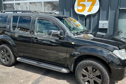 Nissan Pathfinder 143.000 km 16.900 &euro; Freudental 74392