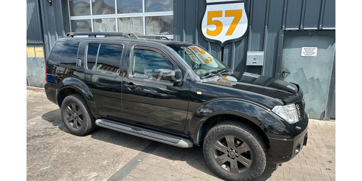 Nissan Pathfinder 143.000 km 16.900 &euro; Freudental 74392