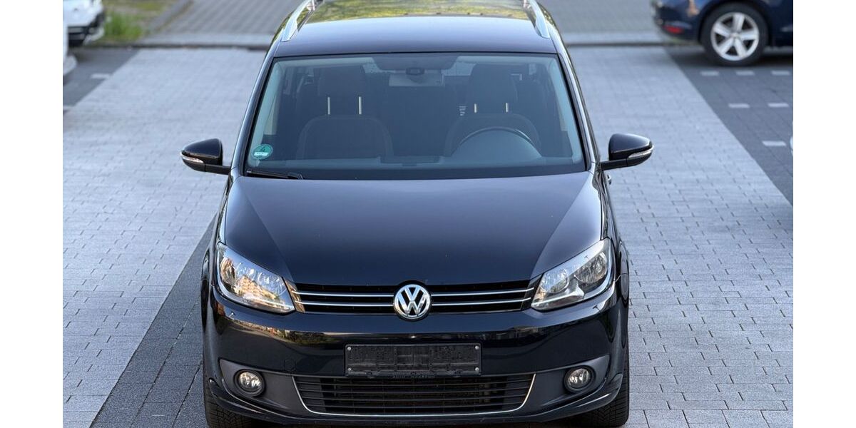 VW Touran 136.000 km 8.490 &euro; Offenbach am Main 63069