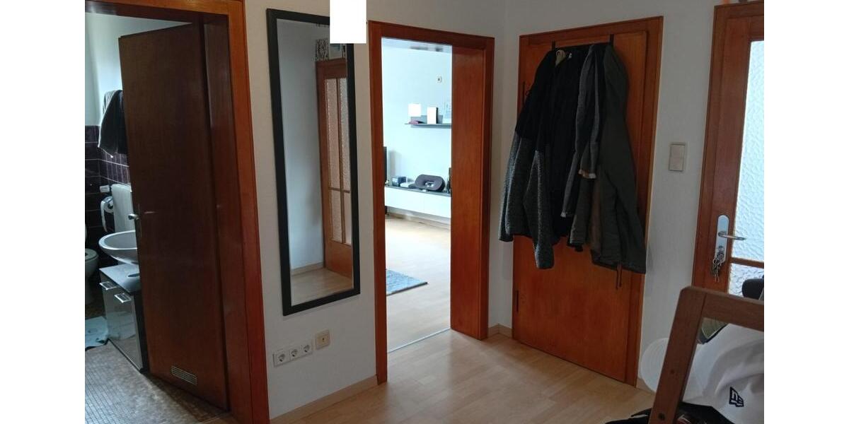 Etagenwohnung Homburg - 3 Zimmer, 70 m&sup2;, 650&euro; | Angebot:25750499