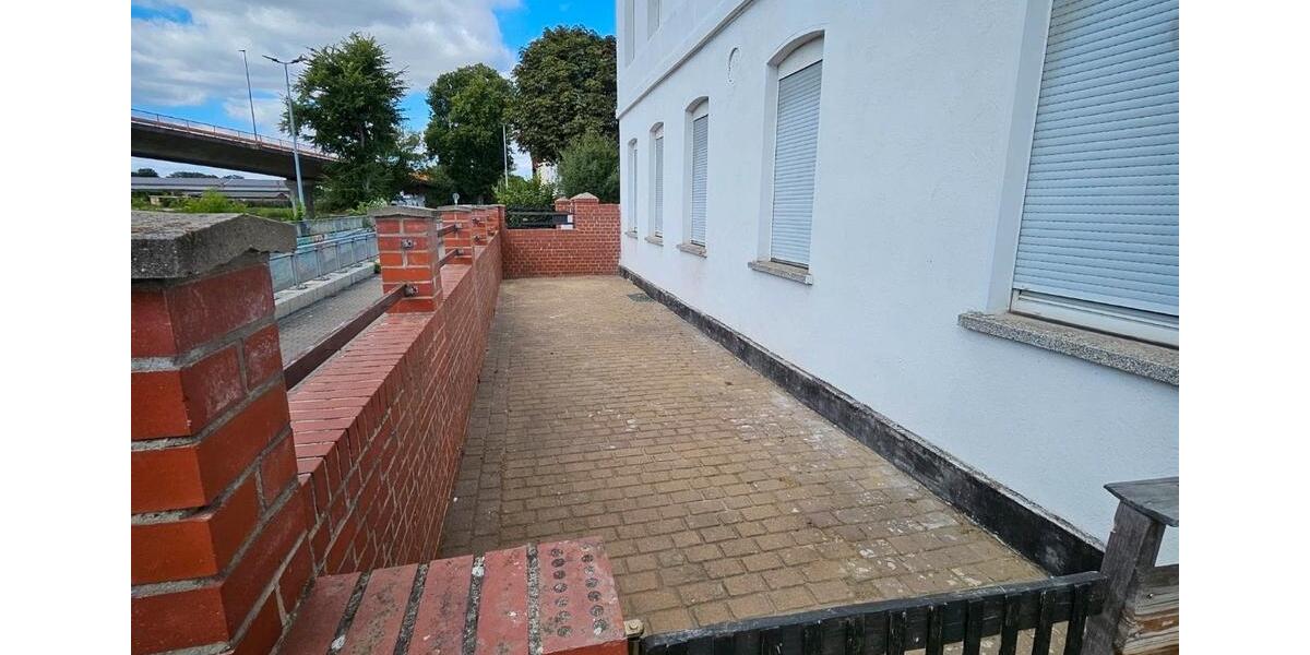 Erdgeschoßwohnung Burg - 4 Zimmer, 130 m&sup2;, 820&euro; | Angebot:26409641