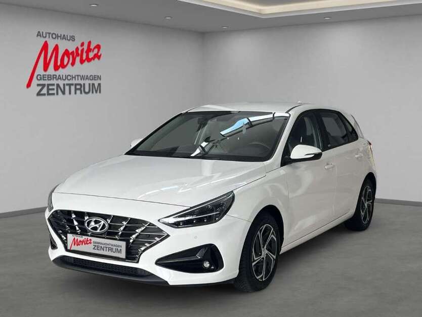 i30