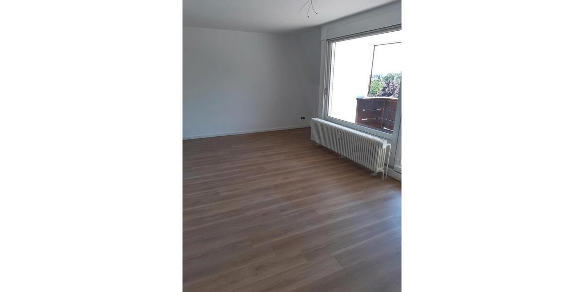 Etagenwohnung Klipphausen - 2.5 Zimmer, 73 m&sup2;, 445&euro; | Angebot:24795315