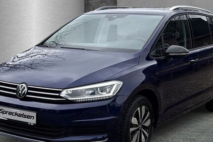 VW Touran 23.800 km 32.290 &euro; Zeven 27404
