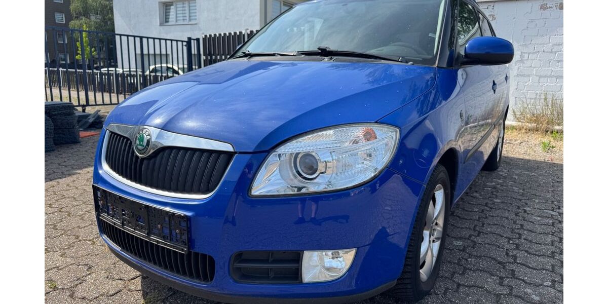 Skoda Fabia 104.762 km 2.500 &euro; Moers 47443