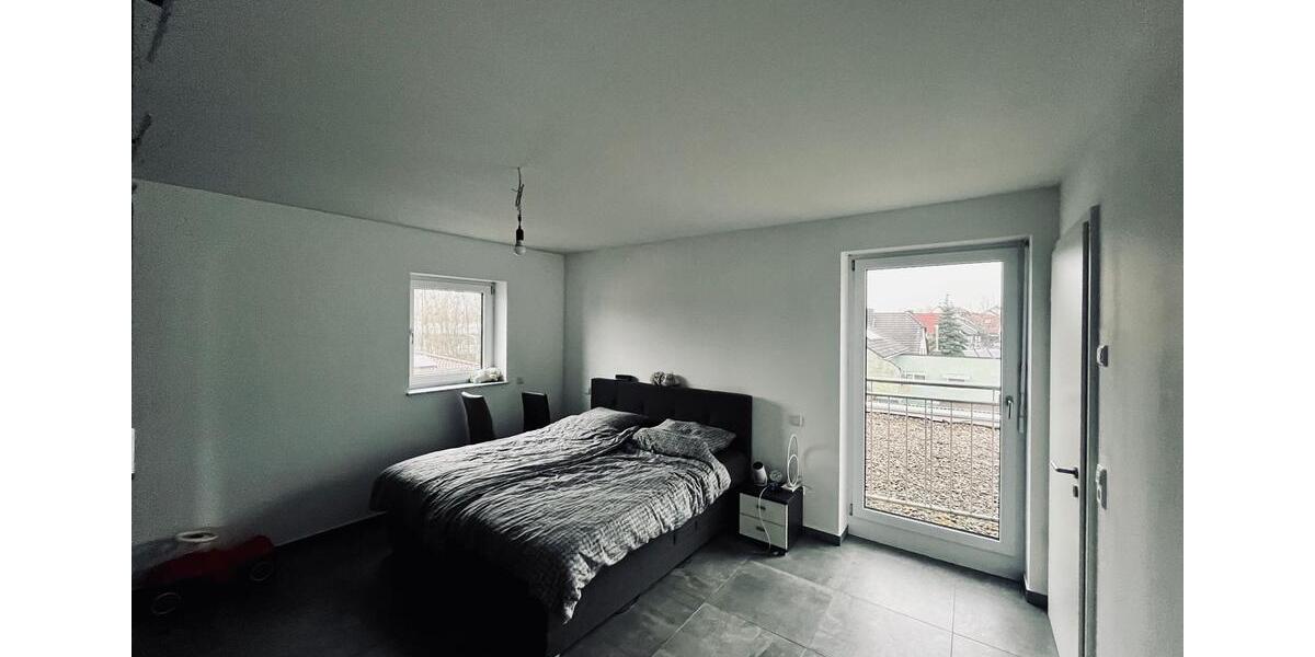 Dachgeschoßwohnung Goldbach - 3 Zimmer, 95 m&sup2;, 1.200&euro; | Angebot:26385664