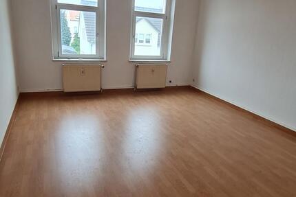 Haus Frankenberg (Sachsen) - 12 Zimmer, 325 m&sup2;, 85.000&euro; | Angebot:8835872