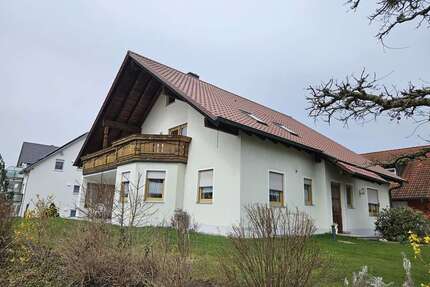 Wohnung zum Kaufen in Regenstauf - Steinsberg 299.000 € 99.22 m²