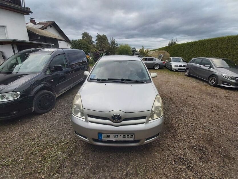 Corolla Verso