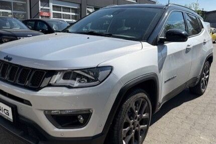 Jeep Compass 54.363 km 21.399 &euro; Berlin 13509