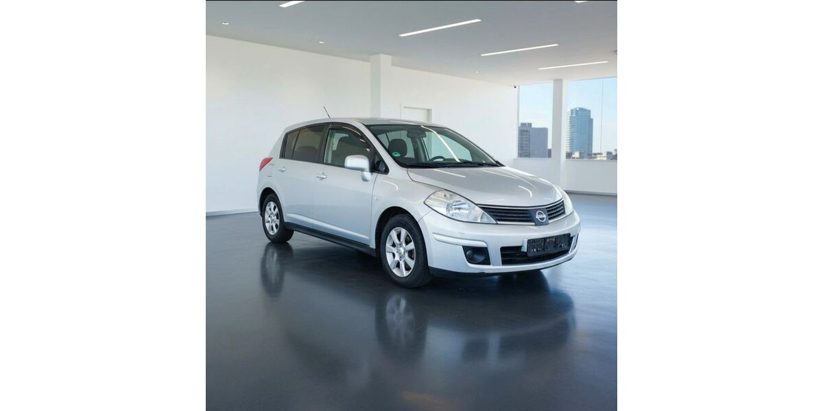 Nissan Tiida 173.683 km 2.499 &euro; henstedt ulzburg 24558