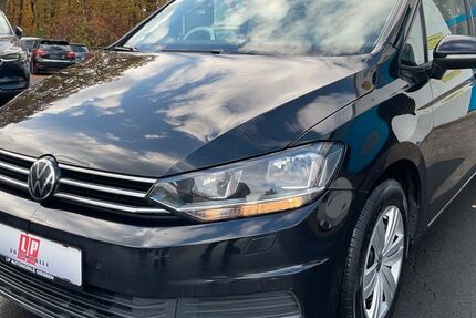 VW Touran 282.984 km 10.990 &euro; Giessen 35394