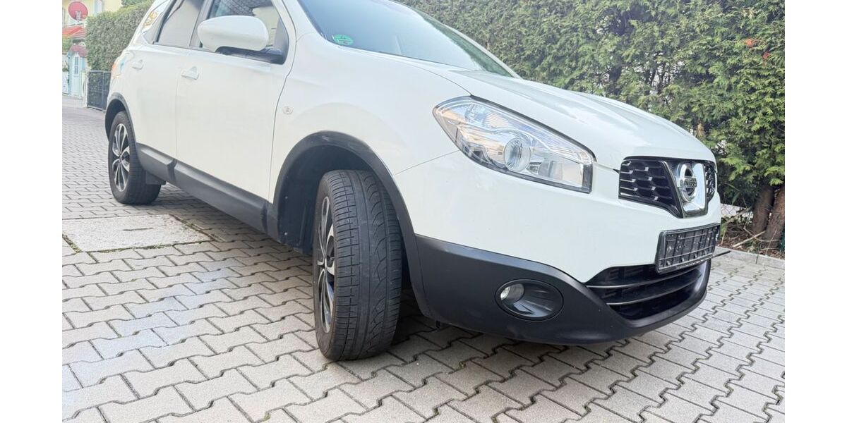 Nissan Qashqai 245.698 km 4.999 &euro; Puchheim 82178