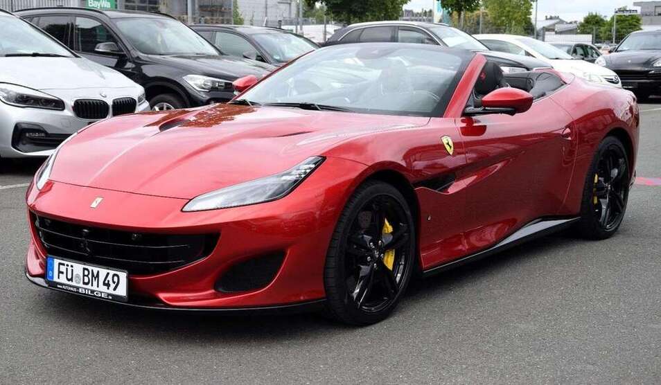 Ferrari Portofino 49.877 km 185.899 € Fürth 90763