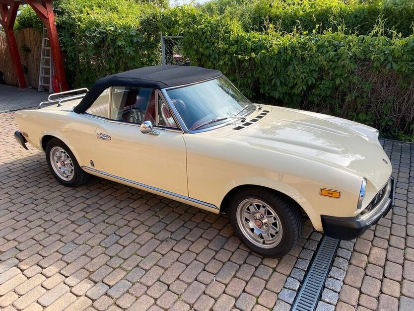 124 Spider