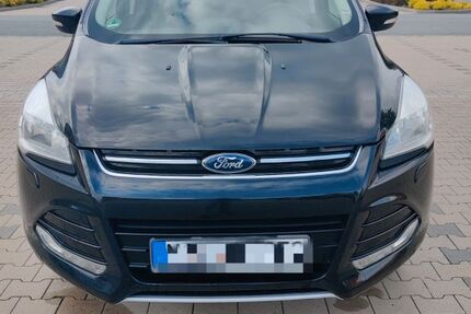 Ford Kuga 131.000 km 9.500 &euro; Krummhörn 26736