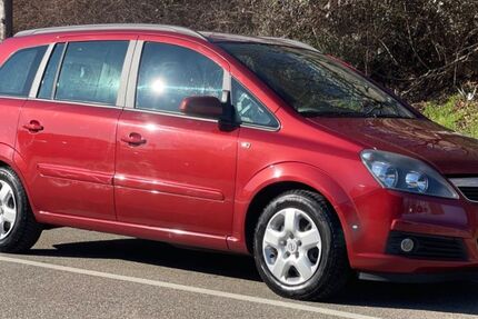 Opel Zafira 220.000 km 2.900 &euro; Fellbach 70736