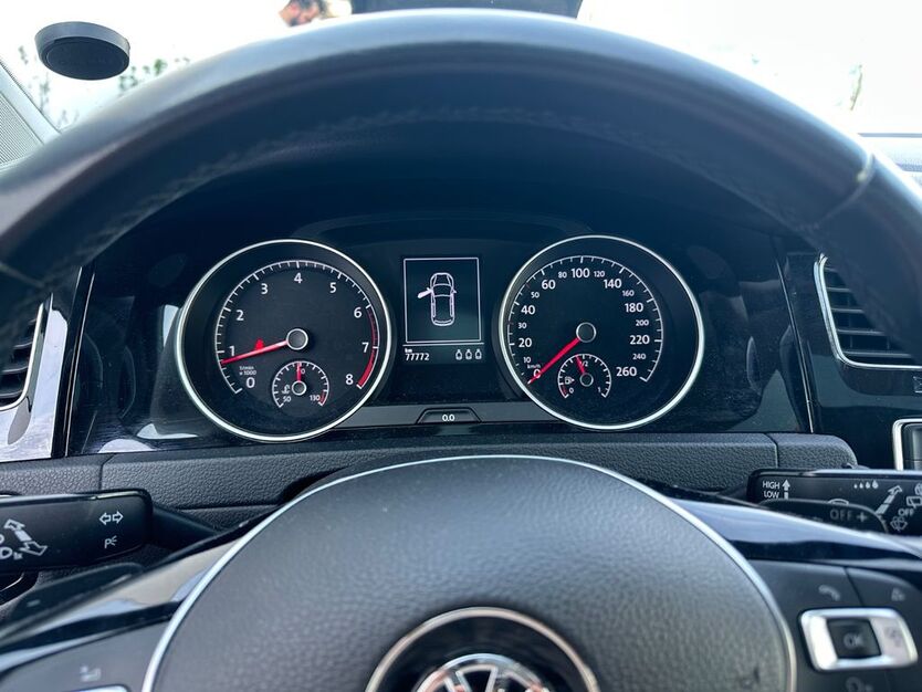 VW Golf 85.000 km 14.000 € Feldkirchen 85622
