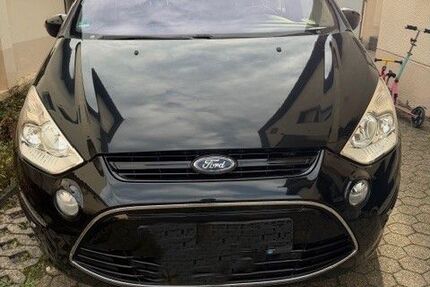 Ford S-Max 156.800 km 6.100 &euro; Troisdorf 53844