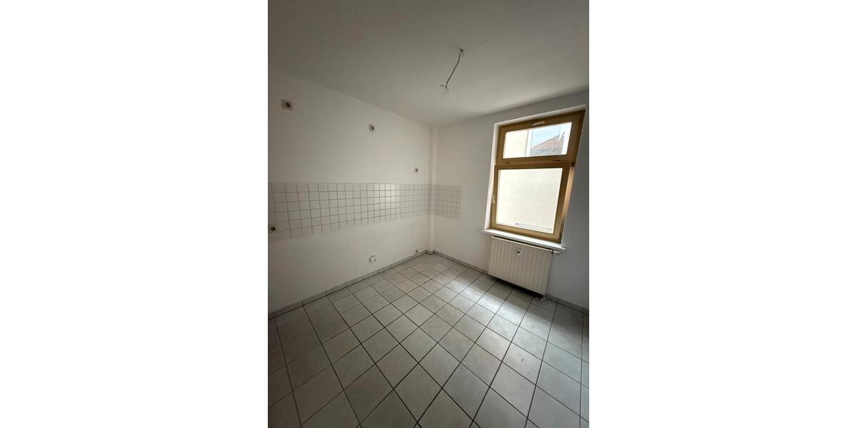 Etagenwohnung Staßfurt - 2 Zimmer, 60 m&sup2;, 350&euro; | Angebot:26621250