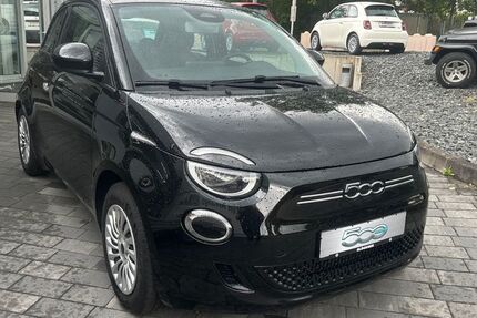 Fiat 500e 12.852 km 24.990 € Dresden 01109