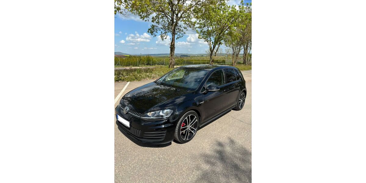 VW Golf 124.999 km 15.999 &euro; Grebenstein 34393