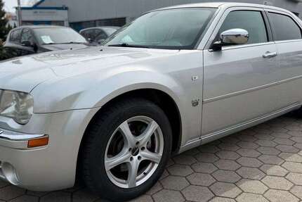 Chrysler 300C 254.200 km 4.890 &euro; Elmshorn (bei Hamburg) 25335