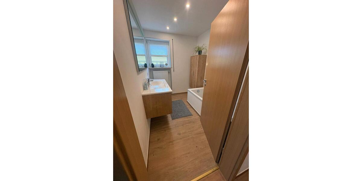 Einfamilienhaus Vilshofen an der Donau - 8 Zimmer, 240 m&sup2;, 429.000&euro; | Angebot:26240495