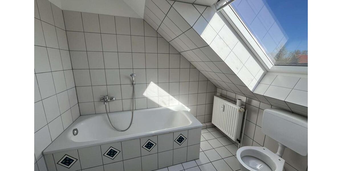 Dachgeschoßwohnung Pampow - 2 Zimmer, 56 m&sup2;, 475&euro; | Angebot:26145608