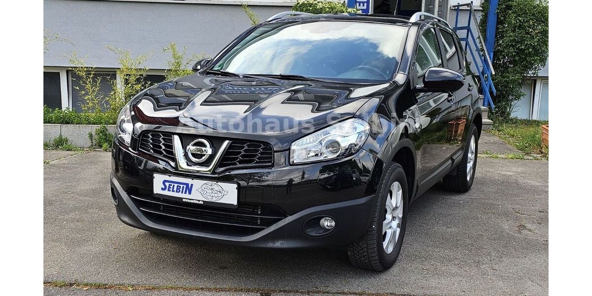 Nissan Qashqai 148.475 km 7.490 &euro; Stuttgart 70499