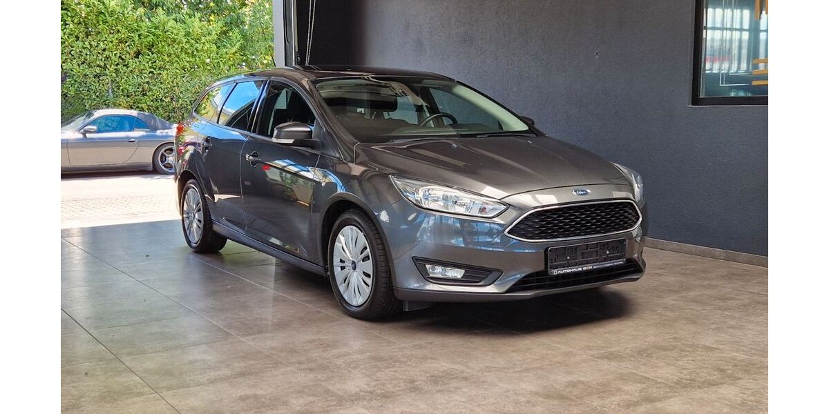 Ford Focus 126.340 km 3.999 &euro; Gäufelden 71126