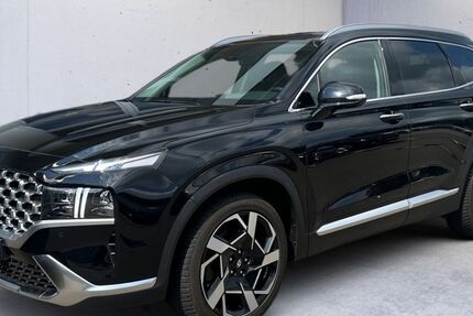 Hyundai SANTA FE 39.200 km 45.390 € Singen 78224