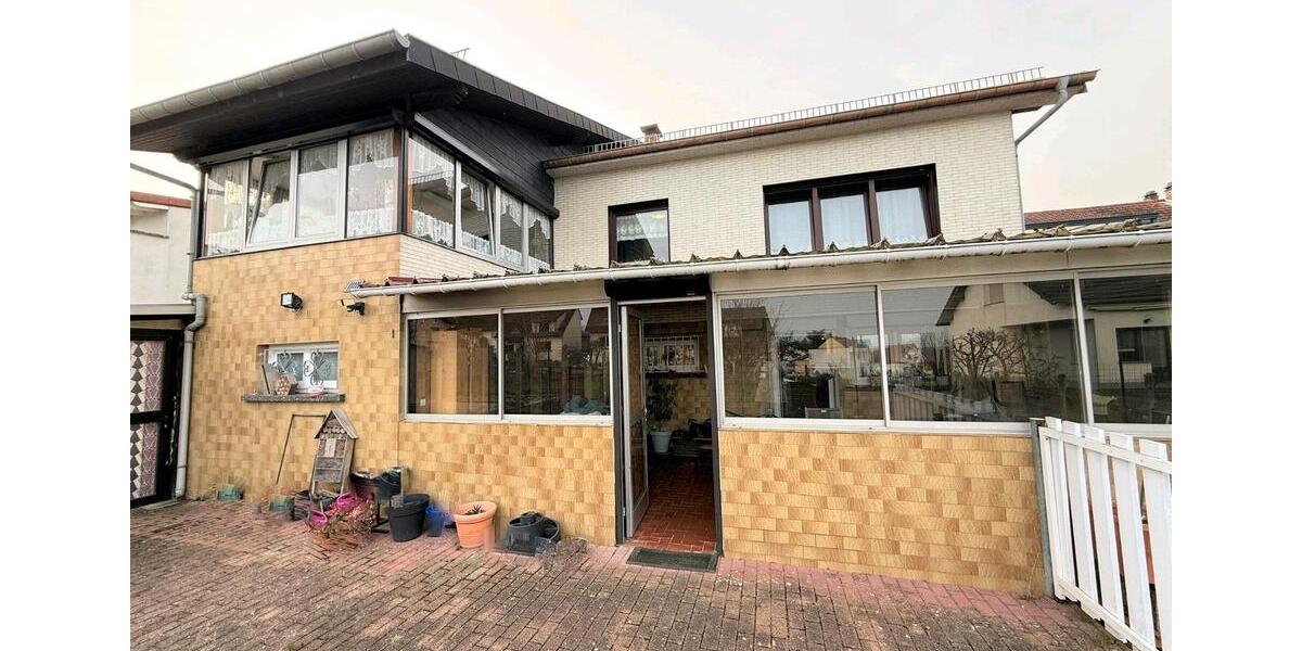 Einfamilienhaus Heusweiler - 8 Zimmer, 200 m&sup2;, 265.000&euro; | Angebot:26956394