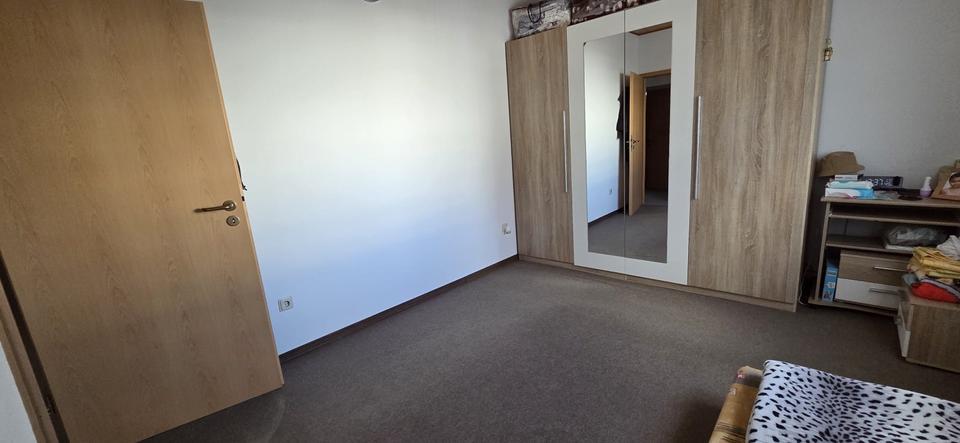 Erdgeschoßwohnung Dillenburg - 3 Zimmer, 90 m&sup2;, 700&euro; | Angebot:26189578