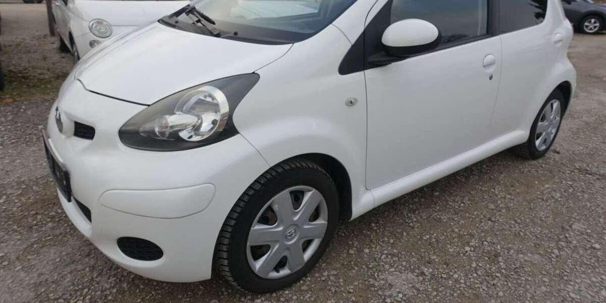 Toyota Aygo 101.200 km 4.950 &euro; Neumarkt 92318