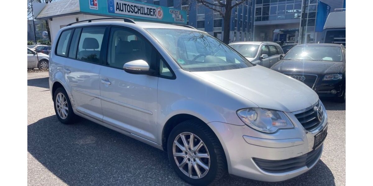 VW Touran 242.000 km 2.500 &euro; Dachau (bei München) 85221