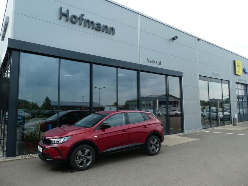 Opel Grandland (X) 41.250 km 20.450 € Bad Saulgau 88348