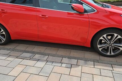 Kia ceed Sportswagon 136.000 km 7.500 € Krähenberg 66894