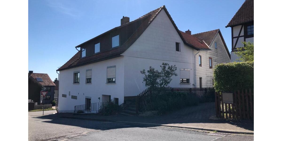 Große DHH mit viel Platz zum Wohnen und Vermieten in Odershausen 11 zimmer