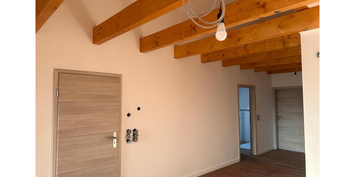 Dachgeschoßwohnung Bohmte - 3 Zimmer, 86 m&sup2;, 1.000&euro; | Angebot:25048531