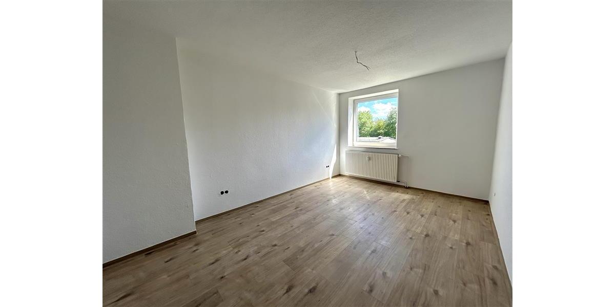 Etagenwohnung Bremerhaven Geestemünde - 3 Zimmer, 75 m&sup2;, 539&euro; | Angebot:26538672